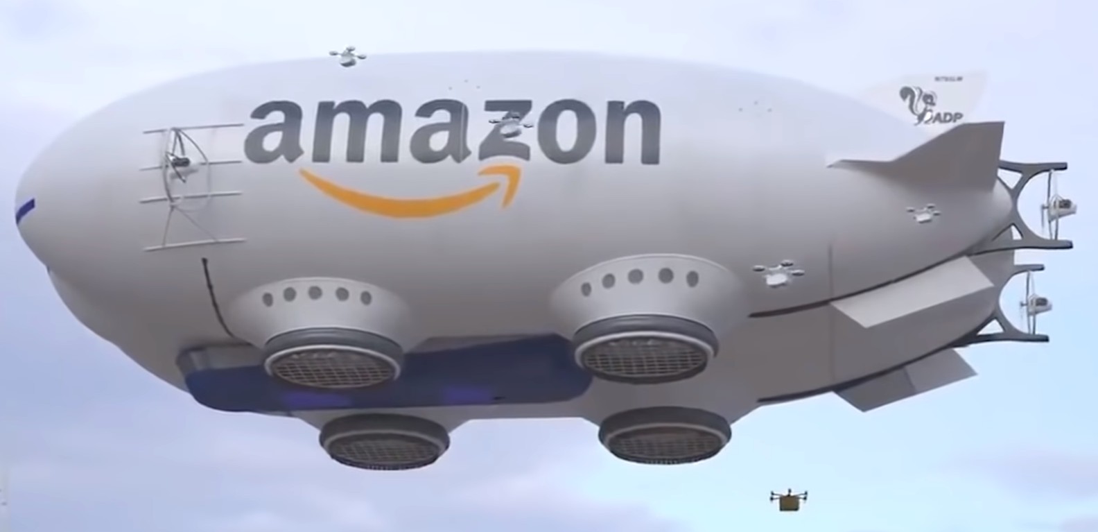 drone cargo Amazon con piccoli droni logistica